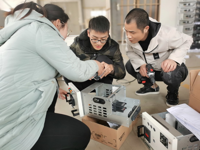 實操培訓中 實操培訓中