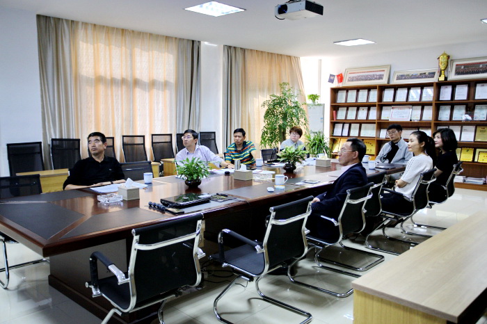 客戶會(huì)議交流圖 客戶會(huì)議交流圖