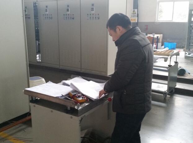 安徽得潤電氣技術(shù)有限公司，主營：高低壓開關(guān)柜，高低壓無功補償柜，消弧消諧裝置，自動化控制系統(tǒng)，綜保、儀表等，全國統(tǒng)一客服熱線：400-0551-777