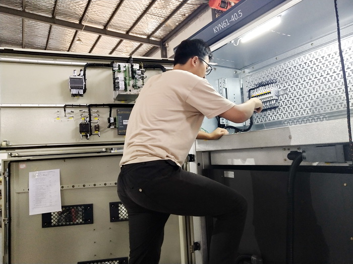 35KV高壓柜調(diào)試檢查工作 35KV高壓柜調(diào)試檢查工作