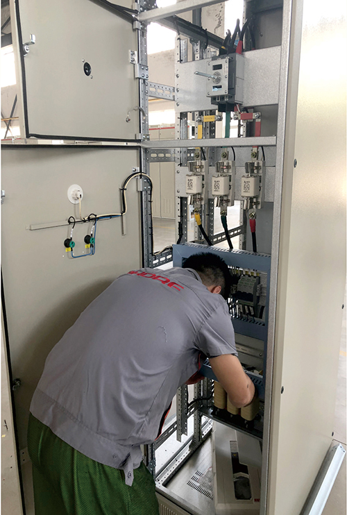 得潤(rùn)電氣 開(kāi)關(guān)柜廠家 電話:400-0551-777 qq:3176885416 得潤(rùn)電氣 開(kāi)關(guān)柜廠家 電話:400-0551-777 qq:3176885416