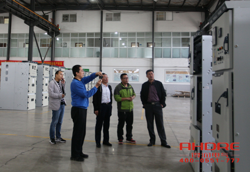 安徽得潤電氣 出口 成套高低壓開關(guān)柜 配電柜 廠家 電話:400-0551-777 qq:3176885416 安徽得潤電氣 出口 成套高低壓開關(guān)柜 配電柜 廠家 電話:400-0551-777 qq:3176885416