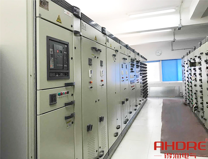 無(wú)錫雅客力生產(chǎn)線電氣配套設(shè)備項(xiàng)目現(xiàn)場(chǎng)圖.jpg 無(wú)錫雅客力生產(chǎn)線電氣配套設(shè)備項(xiàng)目現(xiàn)場(chǎng)圖.jpg