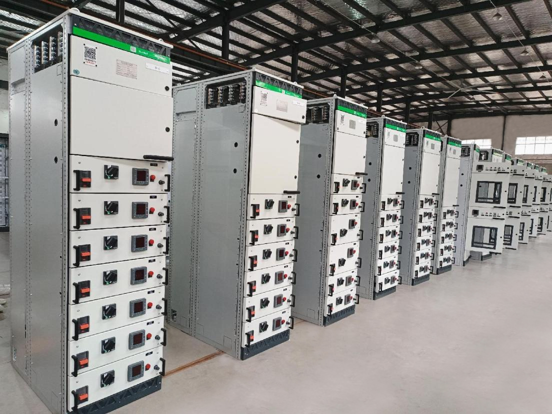 施耐德Blokset抽屜式配電柜(安徽得潤電氣制造) 施耐德Blokset抽屜式配電柜(安徽得潤電氣制造)