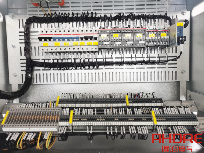 儀表室的接線結構.jpg 儀表室的接線結構.jpg