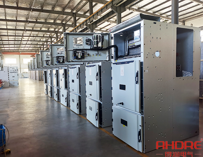 10KV開關柜.jpg 10KV開關柜.jpg