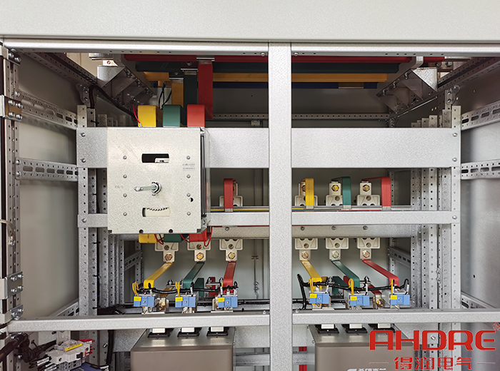 雙電源開(kāi)關(guān)柜內(nèi)部結(jié)構(gòu)圖.jpg 雙電源開(kāi)關(guān)柜內(nèi)部結(jié)構(gòu)圖.jpg