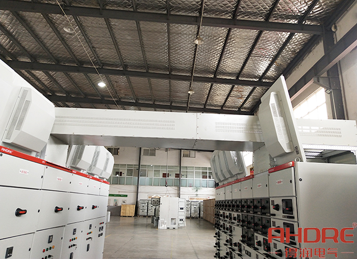 用于0.38KV低壓柜電纜橋架.jpg 用于0.38KV低壓柜電纜橋架.jpg