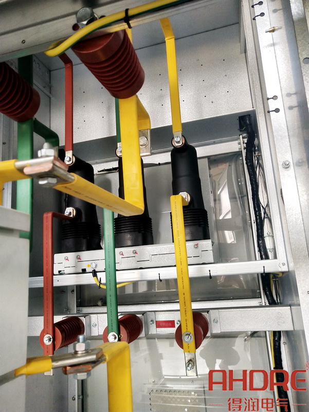 母線結(jié)構(gòu)圖.jpg 母線結(jié)構(gòu)圖.jpg