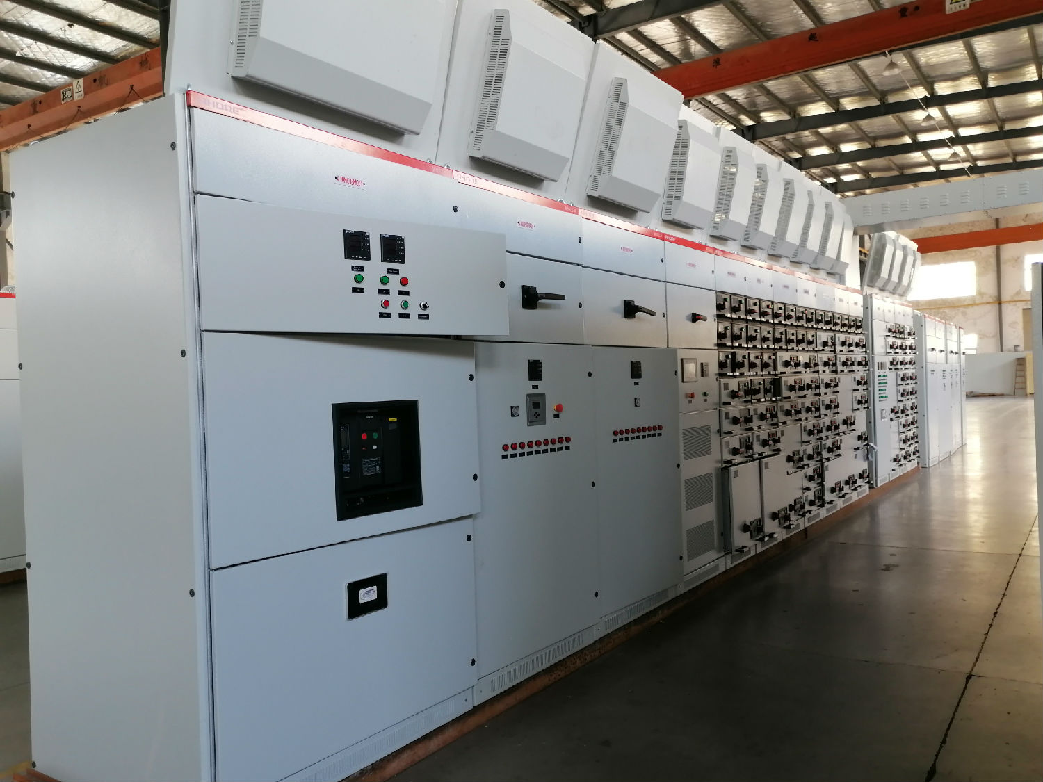 MNS2.0低壓柜 得潤(rùn)電氣自主品牌 MNS2.0低壓柜 得潤(rùn)電氣自主品牌