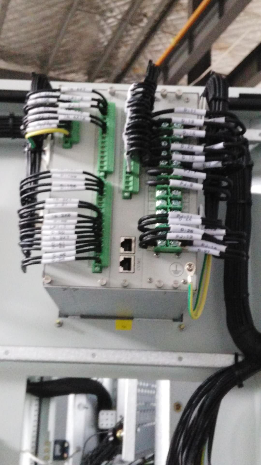 KYN28A-12高壓開關(guān)柜 安徽得潤(rùn)電氣 400-128-7988 KYN28A-12高壓開關(guān)柜 安徽得潤(rùn)電氣 400-128-7988