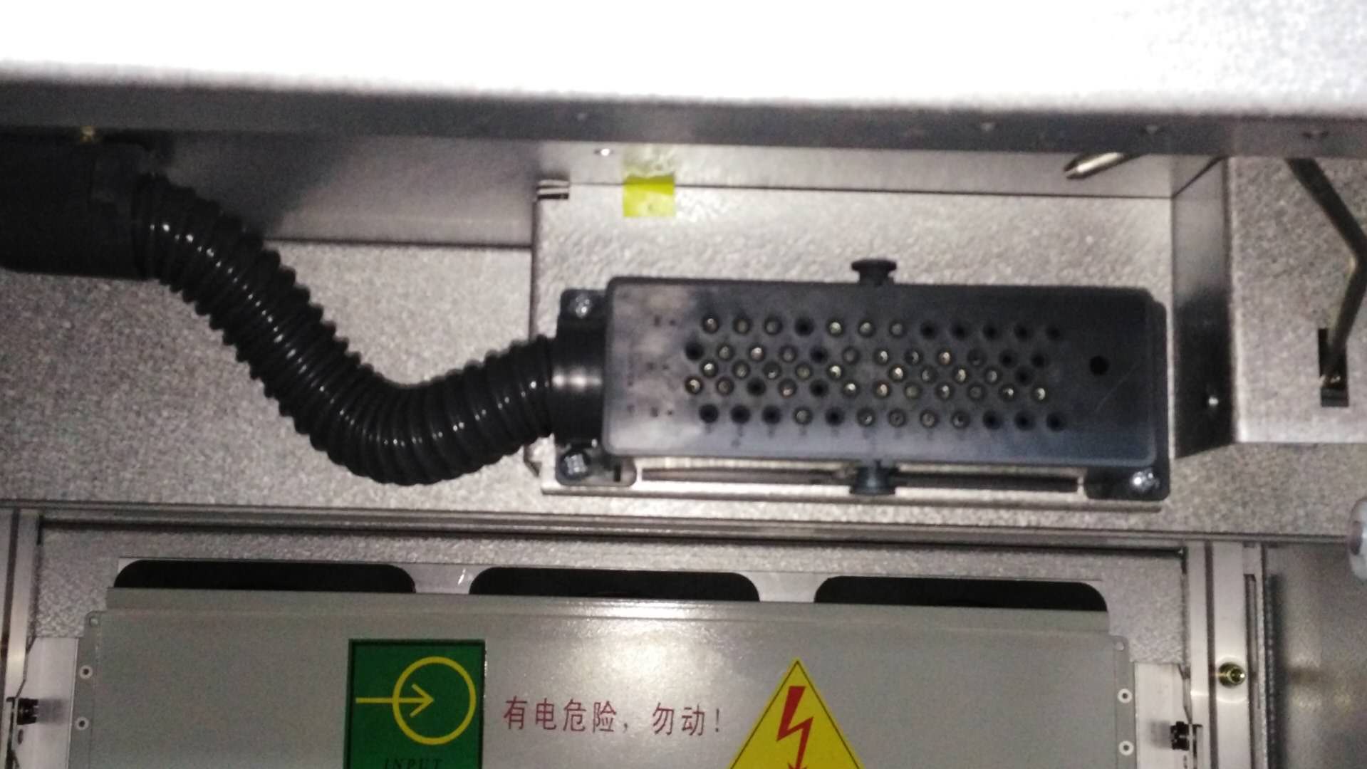 KYN28A-12高壓開關(guān)柜 安徽得潤(rùn)電氣 400-128-7988 KYN28A-12高壓開關(guān)柜 安徽得潤(rùn)電氣 400-128-7988