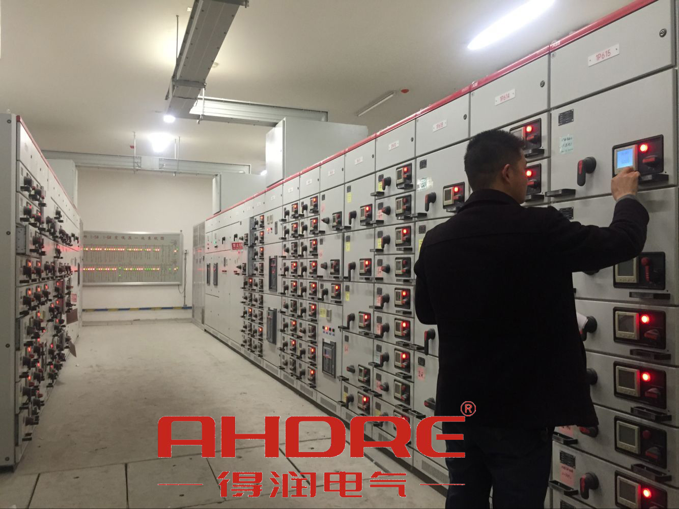 電氣設(shè)備廠家 400-128-7988 電氣設(shè)備廠家 400-128-7988