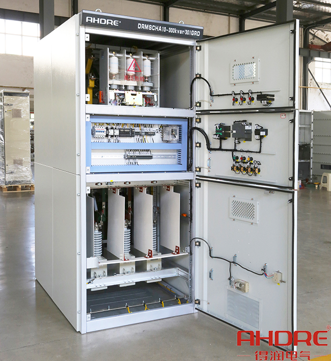 用于980萬(wàn)噸砂石骨料生產(chǎn)線的高壓無(wú)功補(bǔ)償柜.jpg 用于980萬(wàn)噸砂石骨料生產(chǎn)線的高壓無(wú)功補(bǔ)償柜.jpg